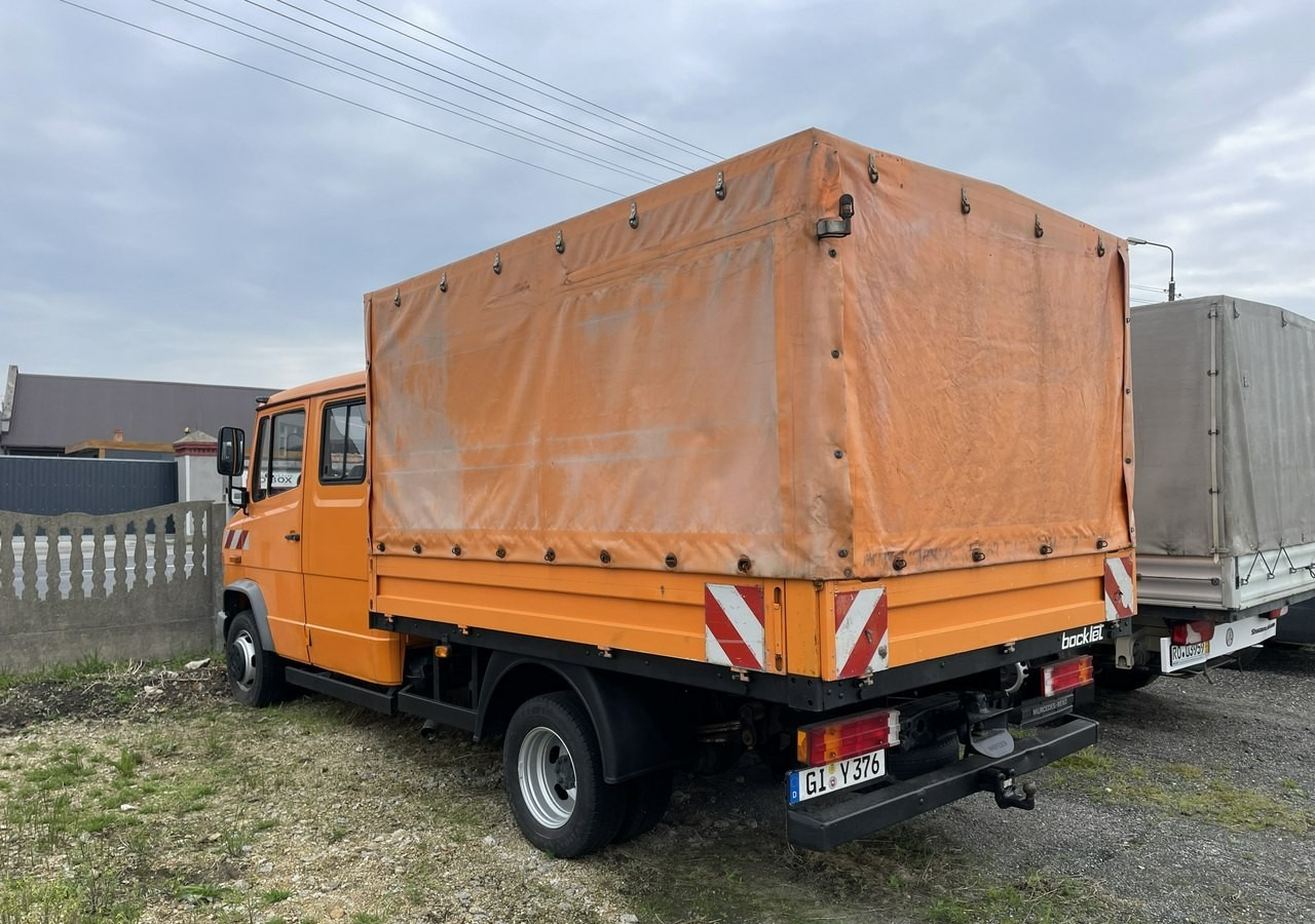 Mercedes-Benz Inny Mercedes-Benz Vario 614 Brygadówka skrzynia plandeka 6-oso doka dokka 2004 - Plachtový nákladní auto: obrázek 2 Mercedes-Benz Inny Mercedes-Benz Vario 614 Brygadówka skrzynia plandeka 6-oso doka dokka 2004 - Plachtový nákladní auto: obrázek 2