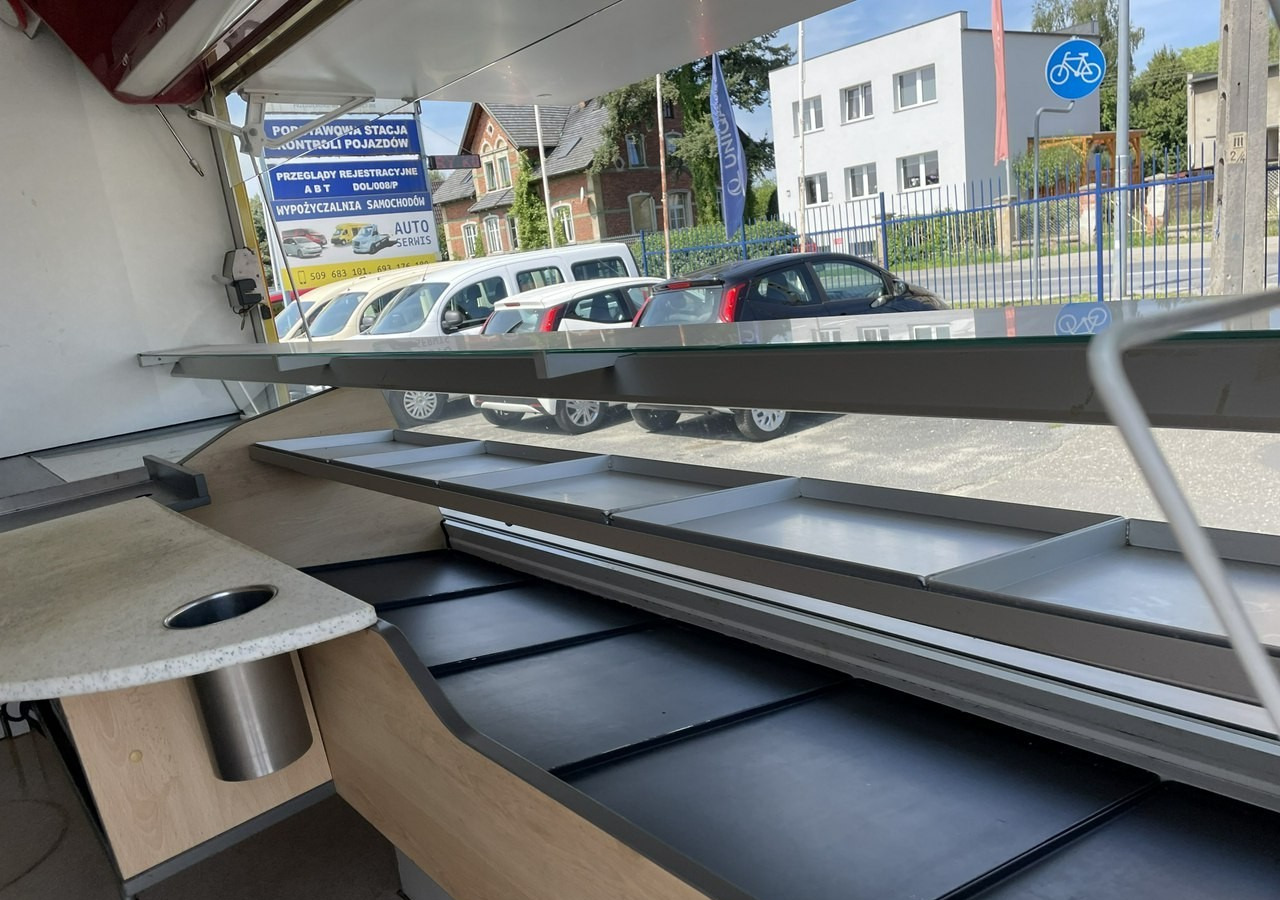 Mercedes-Benz Sprinter Autosklep piec Sklep Gastronomiczny Food Truck Foodtruck bar BORCO20 - Pojízdná prodejna: obrázek 5 Mercedes-Benz Sprinter Autosklep piec Sklep Gastronomiczny Food Truck Foodtruck bar BORCO20 - Pojízdná prodejna: obrázek 5