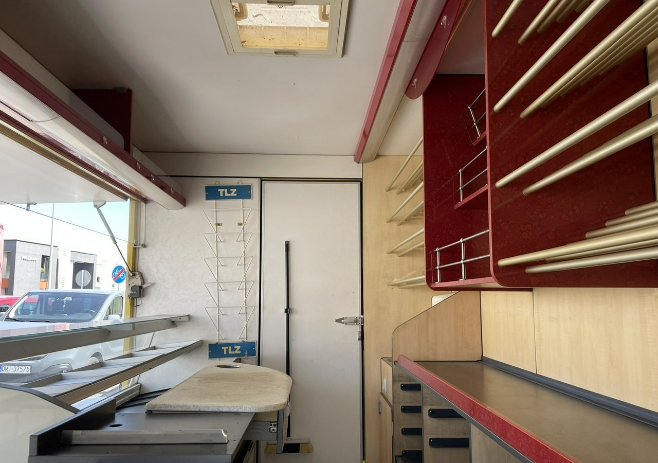 Pojízdná prodejna Mercedes-Benz Sprinter Autosklep piec Sklep Gastronomiczny Food Truck Foodtruck bar BORCO20: obrázek 7