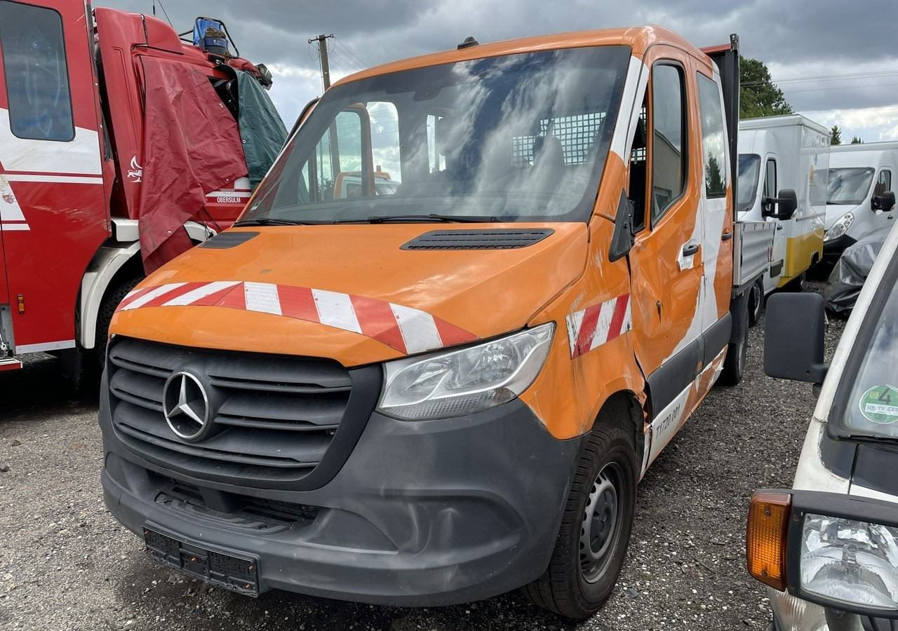 Mercedes-Benz Sprinter Sprinter 314 Dokka Brygadówka 7-oso doka Klim skrzynia rama Model 20 - Dodávka valník, Dodávka s dvojitou kabinou: obrázek 1 Mercedes-Benz Sprinter Sprinter 314 Dokka Brygadówka 7-oso doka Klim skrzynia rama Model 20 - Dodávka valník, Dodávka s dvojitou kabinou: obrázek 1