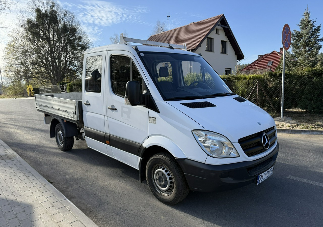 Mercedes-Benz Sprinter Sprinter 315 CDI dokka doka Brygadówka skrzynia 2007 - Dodávka valník, Dodávka s dvojitou kabinou: obrázek 2 Mercedes-Benz Sprinter Sprinter 315 CDI dokka doka Brygadówka skrzynia 2007 - Dodávka valník, Dodávka s dvojitou kabinou: obrázek 2