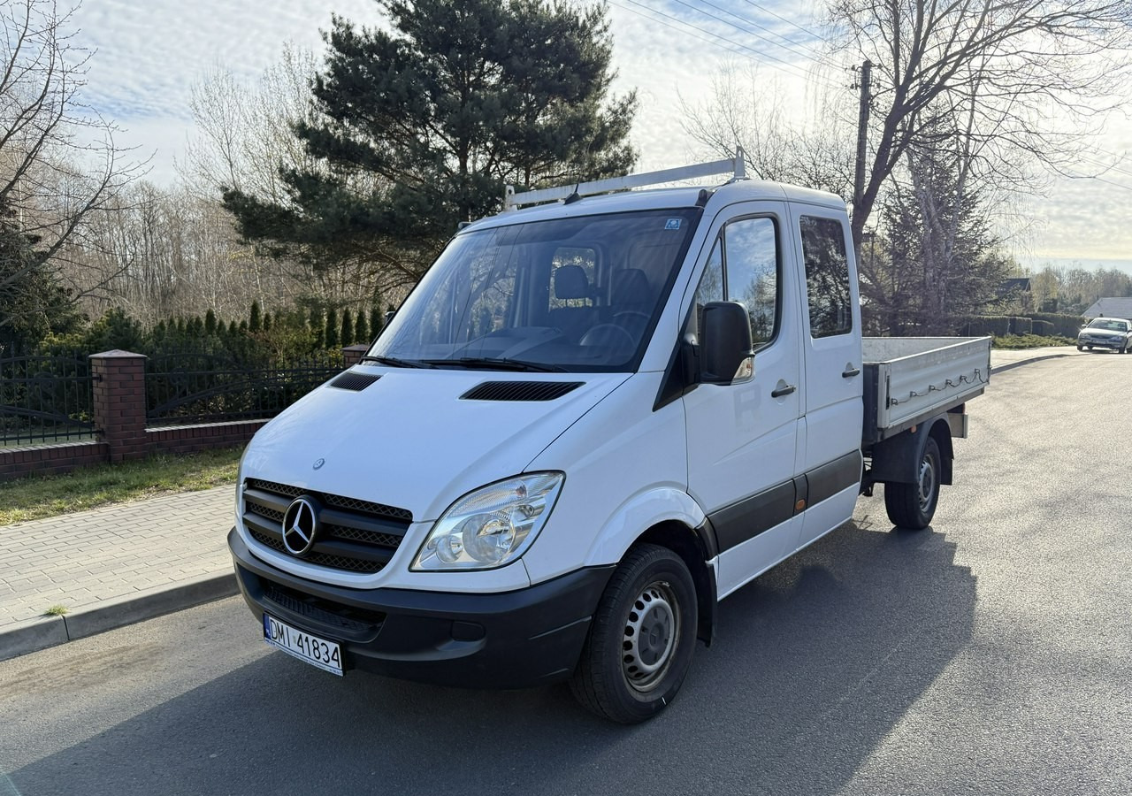 Mercedes-Benz Sprinter Sprinter 315 CDI dokka doka Brygadówka skrzynia 2007 - Dodávka valník, Dodávka s dvojitou kabinou: obrázek 1 Mercedes-Benz Sprinter Sprinter 315 CDI dokka doka Brygadówka skrzynia 2007 - Dodávka valník, Dodávka s dvojitou kabinou: obrázek 1
