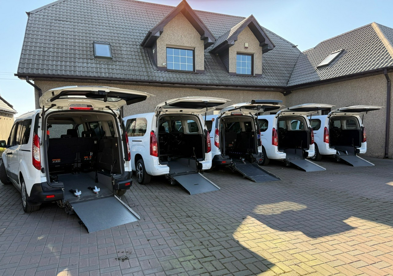 Opel Combo IV Combo Life Combo Długie Life dla Niepełnosprawnych Inwalida Rampa PFRON - Osobní auto: obrázek 2 Opel Combo IV Combo Life Combo Długie Life dla Niepełnosprawnych Inwalida Rampa PFRON - Osobní auto: obrázek 2