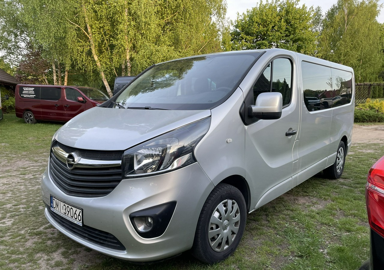Opel Vivaro III Opel Vivaro 1.6-125KM Long 2x Klima Model 2019 - Osobní auto: obrázek 1 Opel Vivaro III Opel Vivaro 1.6-125KM Long 2x Klima Model 2019 - Osobní auto: obrázek 1
