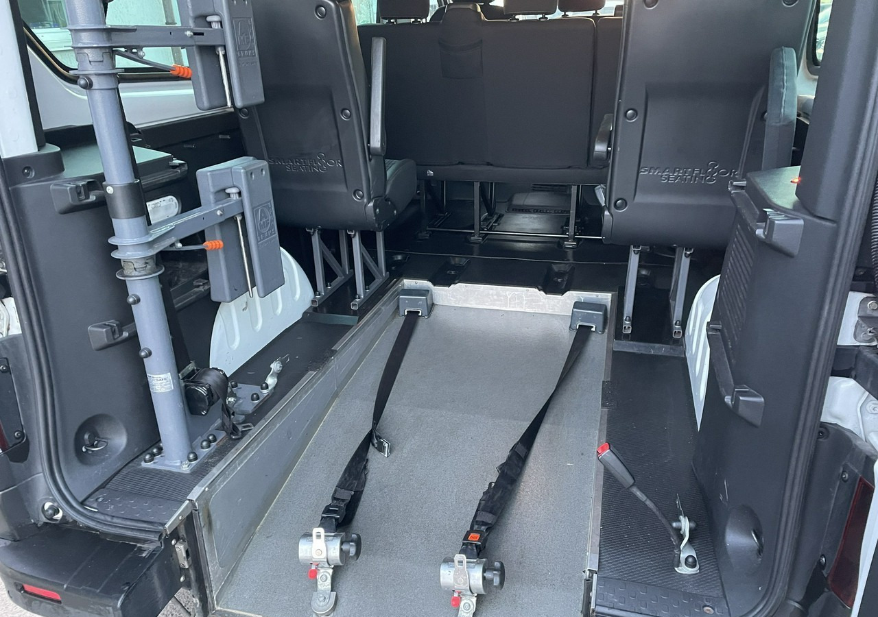 Opel Vivaro Opel Vivaro dla Niepełnosprawnych inwalida Rampa Model 2019 - Osobní auto: obrázek 4 Opel Vivaro Opel Vivaro dla Niepełnosprawnych inwalida Rampa Model 2019 - Osobní auto: obrázek 4