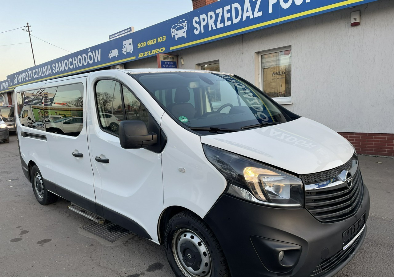 Opel Vivaro Opel Vivaro dla Niepełnosprawnych inwalida Rampa Model 2019 - Osobní auto: obrázek 5 Opel Vivaro Opel Vivaro dla Niepełnosprawnych inwalida Rampa Model 2019 - Osobní auto: obrázek 5