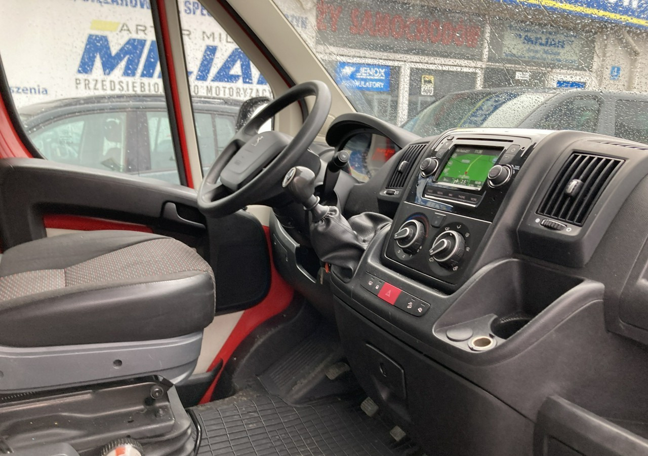 Peugeot Boxer Autosklep pieczywa Gastronomiczny Food Truck Foodtruck sklep 2018 - Pojízdná prodejna: obrázek 5 Peugeot Boxer Autosklep pieczywa Gastronomiczny Food Truck Foodtruck sklep 2018 - Pojízdná prodejna: obrázek 5