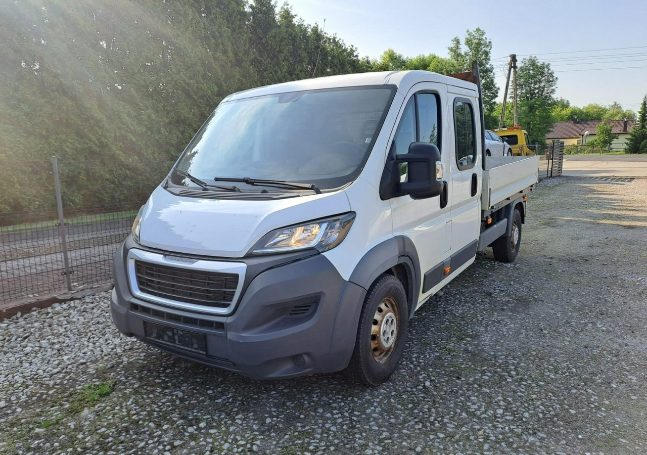 Peugeot Boxer Peugeot Boxer 2.0-130KM klima dokka Brygadówka doka 122tkm 2017 - Dodávka valník: obrázek 1 Peugeot Boxer Peugeot Boxer 2.0-130KM klima dokka Brygadówka doka 122tkm 2017 - Dodávka valník: obrázek 1