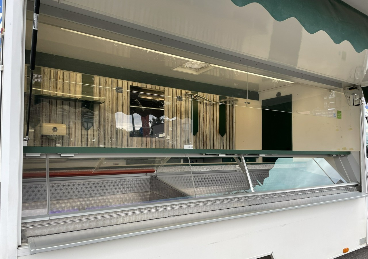 Renault Master Autosklep Gastronomiczny Food Truck Foodtruck sklep W-zasil 2015 - Pojízdná prodejna: obrázek 3 Renault Master Autosklep Gastronomiczny Food Truck Foodtruck sklep W-zasil 2015 - Pojízdná prodejna: obrázek 3