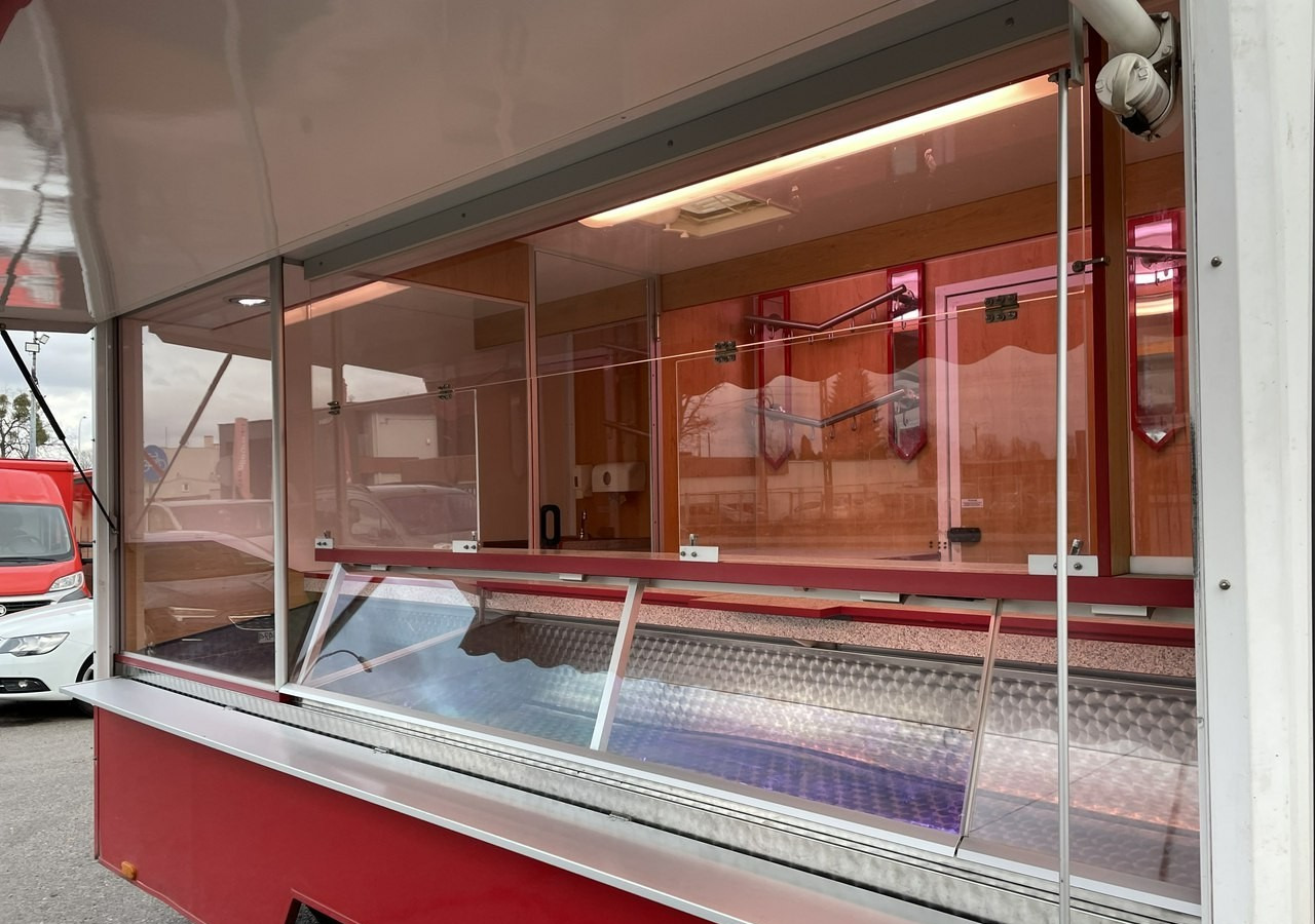 Renault Master Autosklep Wędli Gastronomiczny Food Truck Foodtruck sklep W-zasil 20 - Pojízdná prodejna: obrázek 2 Renault Master Autosklep Wędli Gastronomiczny Food Truck Foodtruck sklep W-zasil 20 - Pojízdná prodejna: obrázek 2