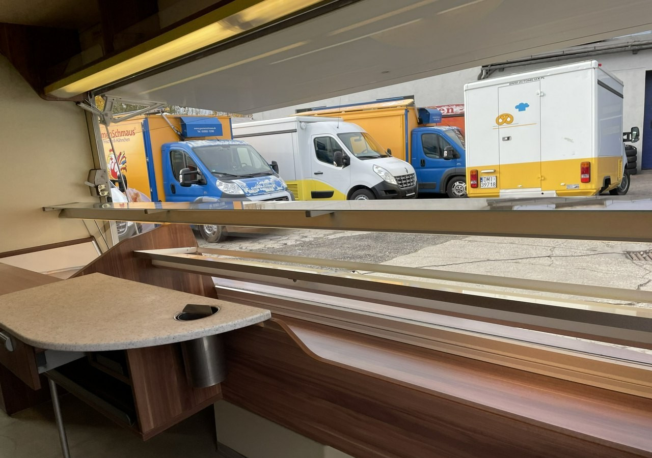Renault Master Autosklep pieczywa Sklep Gastronomiczny Food Truck Foodtruck Borco20 - Pojízdná prodejna: obrázek 5 Renault Master Autosklep pieczywa Sklep Gastronomiczny Food Truck Foodtruck Borco20 - Pojízdná prodejna: obrázek 5