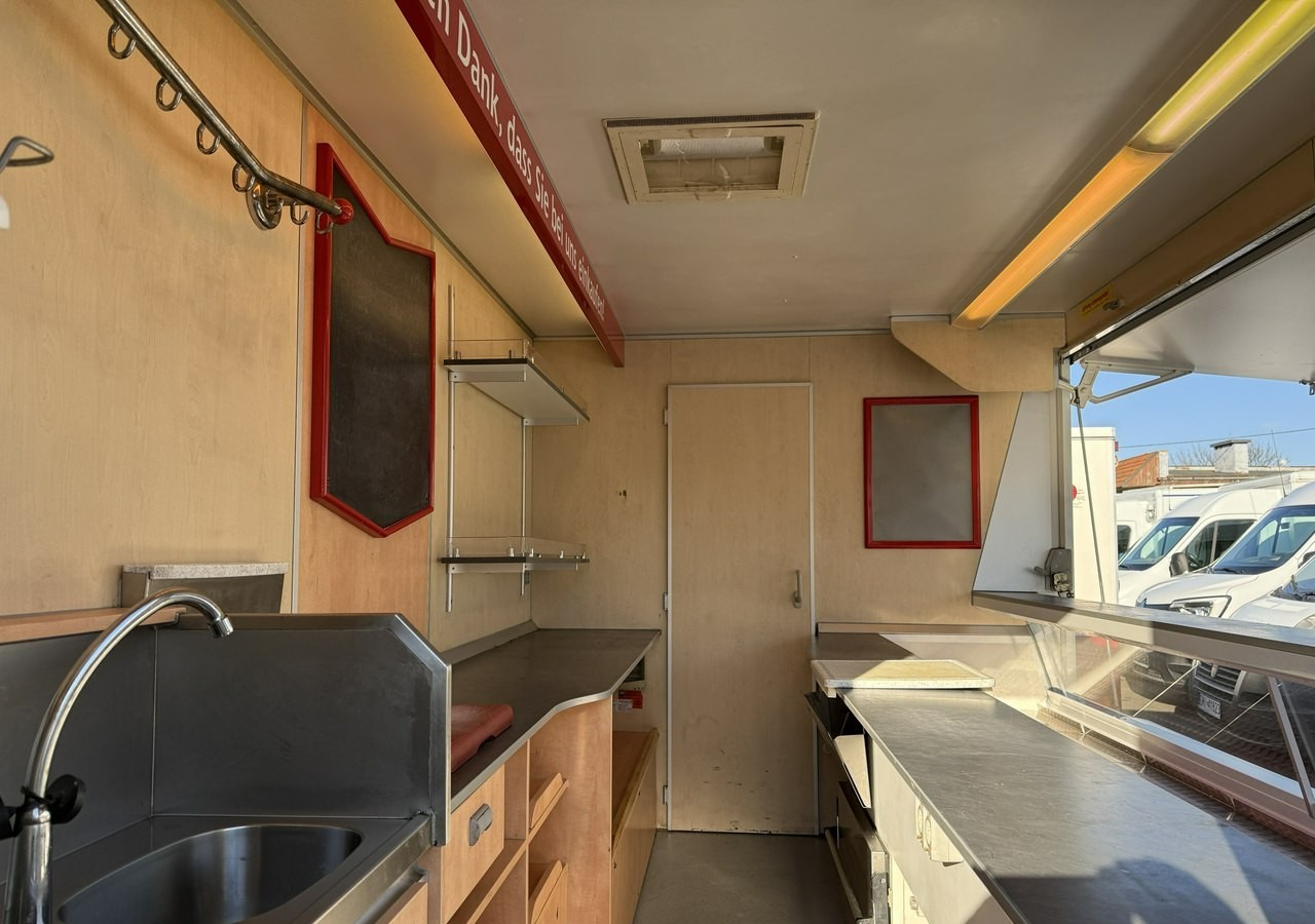 Renault Master Autosklep wędlin Gastronomiczny Food Truck Foodtruck Sklep Borco 201 - Pojízdná prodejna: obrázek 2 Renault Master Autosklep wędlin Gastronomiczny Food Truck Foodtruck Sklep Borco 201 - Pojízdná prodejna: obrázek 2