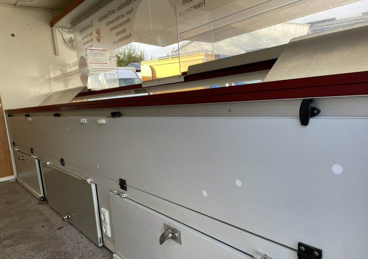 Renault Master Master Autosklep Gastronomiczny Food Truck Foodtruck Sklep bar 2009 - Pojízdná prodejna: obrázek 5 Renault Master Master Autosklep Gastronomiczny Food Truck Foodtruck Sklep bar 2009 - Pojízdná prodejna: obrázek 5