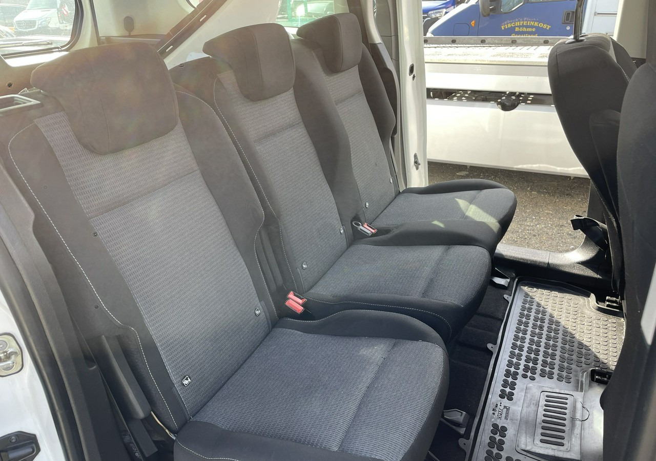 Osobní auto Toyota ProAce Proace City Verso Toyota Proace City Verso Long 1.5 D-4D Business 2021Salon: obrázek 9