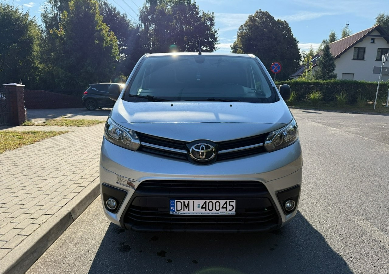 Toyota Proace Toyota ProAce 2.0-122KM Max -Long Klima 2x boczne drzwi Salon PL - Furgon: obrázek 5 Toyota Proace Toyota ProAce 2.0-122KM Max -Long Klima 2x boczne drzwi Salon PL - Furgon: obrázek 5