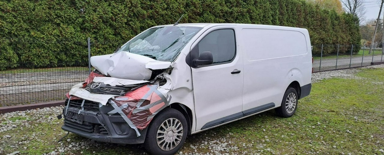 Toyota Proace Toyota Proace Maxi Klima chlodnia izoterma 2020 Salon PL - Chladící dodávka: obrázek 1 Toyota Proace Toyota Proace Maxi Klima chlodnia izoterma 2020 Salon PL - Chladící dodávka: obrázek 1