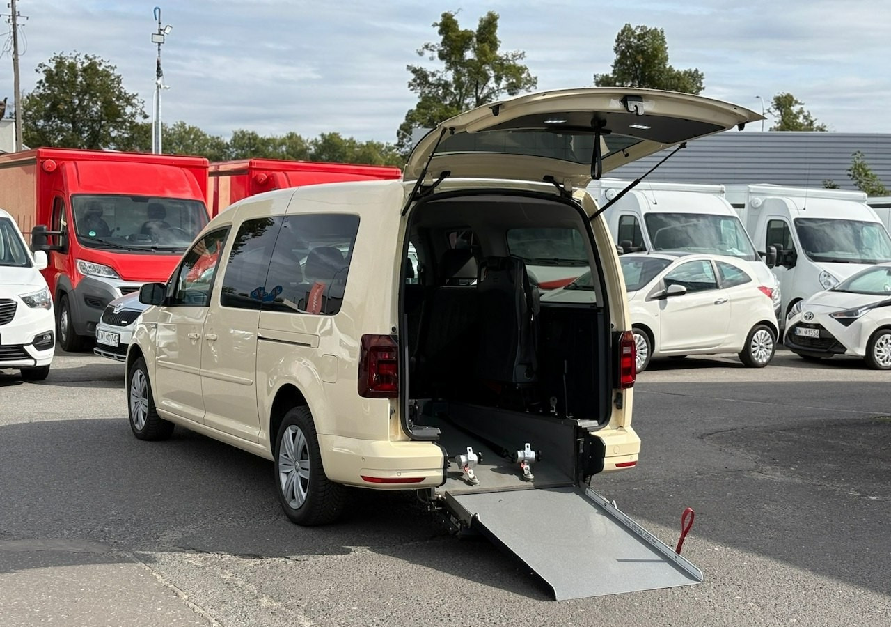 Volkswagen Caddy III Caddy 2.0-150 Niepełnosprawnych inwalida rampa Bogate wyposażeniePFR - Kombi: obrázek 1 Volkswagen Caddy III Caddy 2.0-150 Niepełnosprawnych inwalida rampa Bogate wyposażeniePFR - Kombi: obrázek 1
