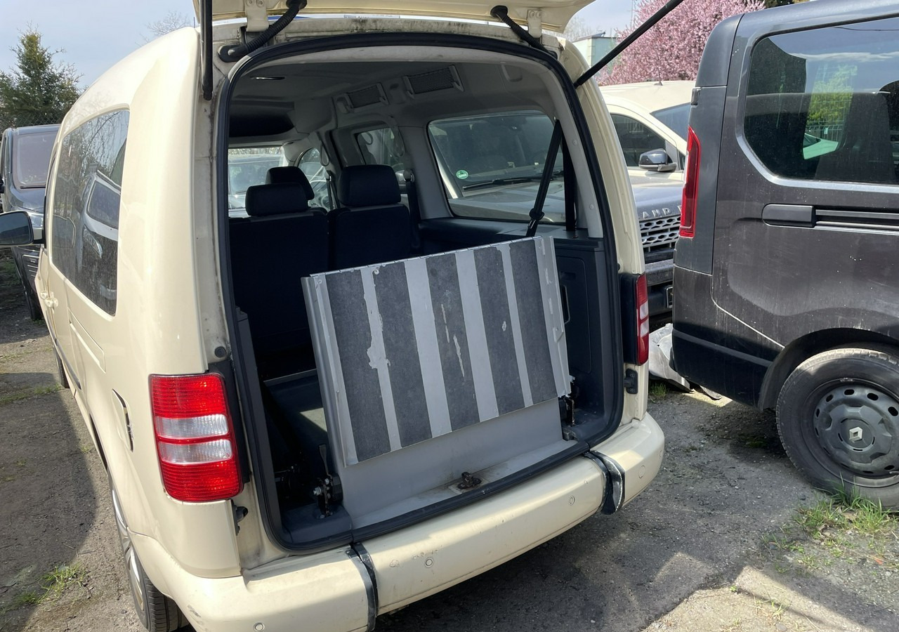Volkswagen Caddy III Caddy do przewozu Niepełnosprawnych inwalida rampa 2015 - Osobní auto: obrázek 2 Volkswagen Caddy III Caddy do przewozu Niepełnosprawnych inwalida rampa 2015 - Osobní auto: obrázek 2