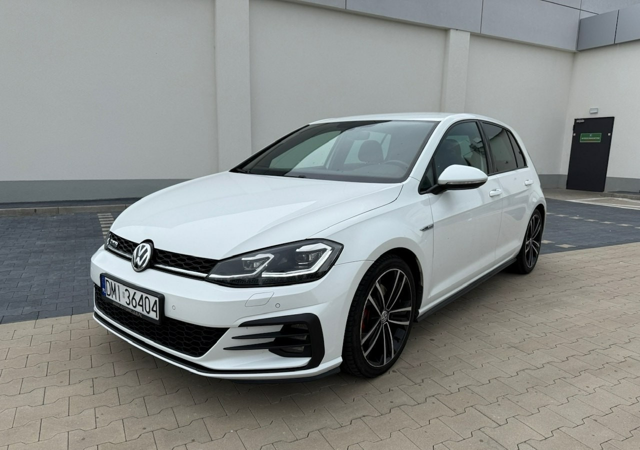 Volkswagen Golf VII GTD 2.0TDI 184KM FullLed Navi Klimatronik ACC Asystenci - Sedan: obrázek 1 Volkswagen Golf VII GTD 2.0TDI 184KM FullLed Navi Klimatronik ACC Asystenci - Sedan: obrázek 1
