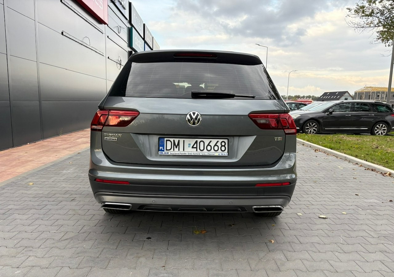 Volkswagen Tiguan II 1,4TSI 150KM 65tyśkm 7osobowy Comfort Tempomat ACC Klima Alu 2018 - SUV: obrázek 5 Volkswagen Tiguan II 1,4TSI 150KM 65tyśkm 7osobowy Comfort Tempomat ACC Klima Alu 2018 - SUV: obrázek 5