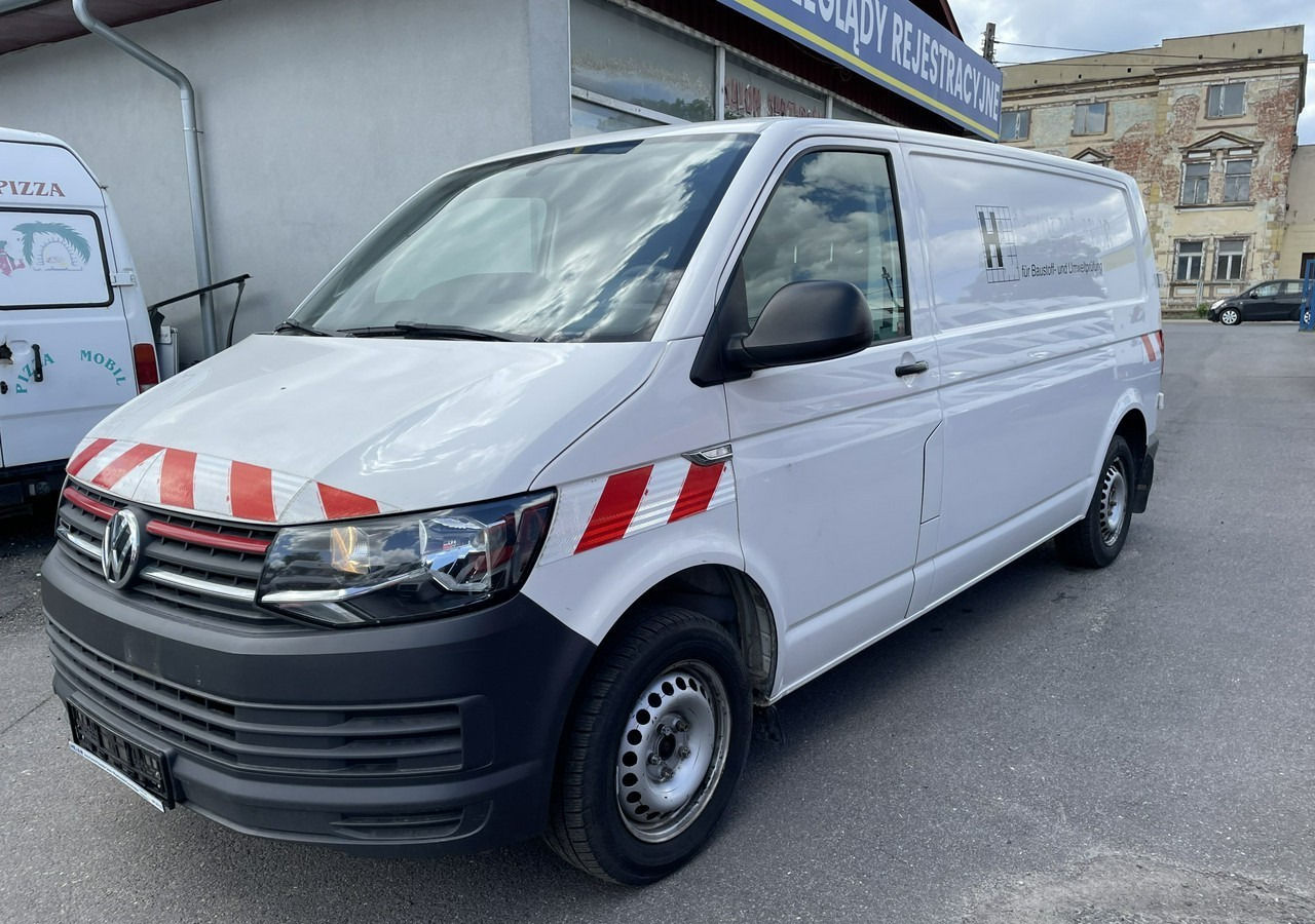 Volkswagen Transporter Volkswagen Transporter T6 Long 2.0-150KM 4X4 Klima Model 2018 - Furgon: obrázek 2 Volkswagen Transporter Volkswagen Transporter T6 Long 2.0-150KM 4X4 Klima Model 2018 - Furgon: obrázek 2