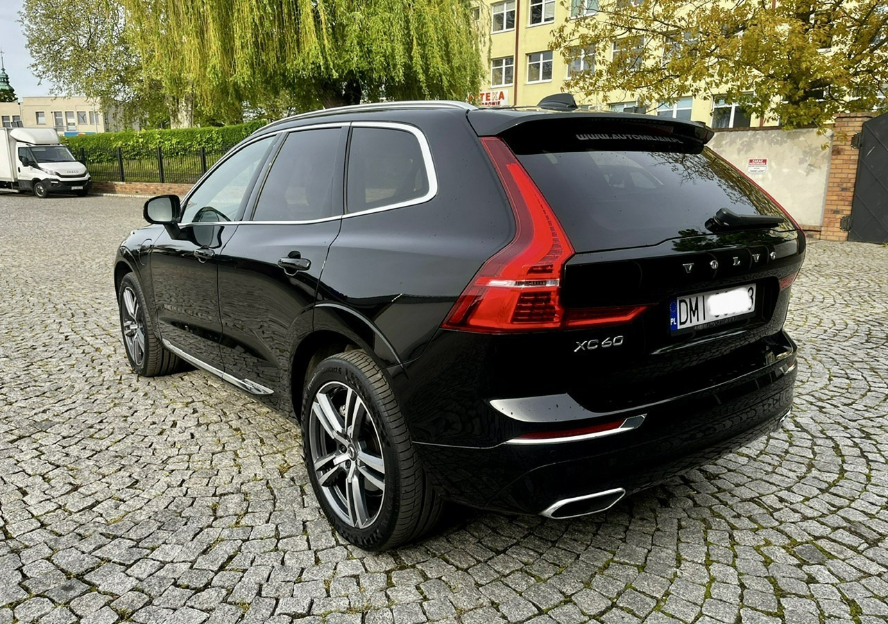 Volvo XC60 II XC60 Recharge Hybryda Plug-in 2.0T8 390KM Inscription Faktura Vat 23 - SUV: obrázek 3 Volvo XC60 II XC60 Recharge Hybryda Plug-in 2.0T8 390KM Inscription Faktura Vat 23 - SUV: obrázek 3