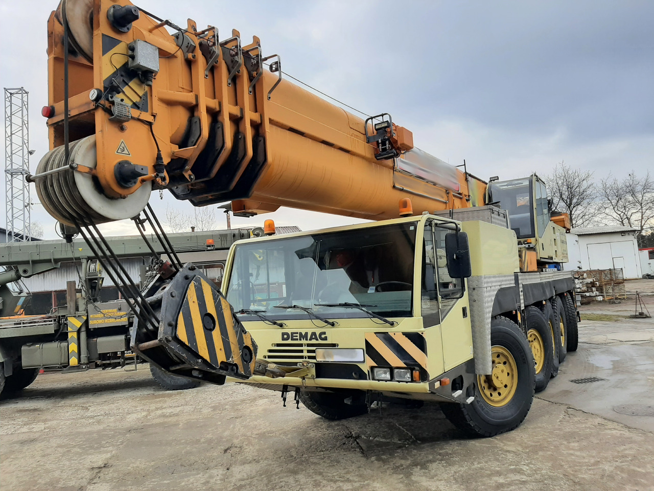 TEREX DEMAG AC100 - Terénní jeřáb: obrázek 2 TEREX DEMAG AC100 - Terénní jeřáb: obrázek 2