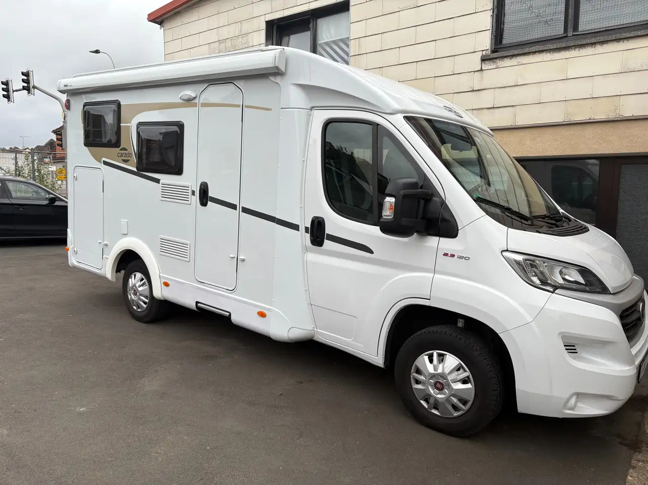 Carado V 132 V599 - Polointegrovaný obytný vůz: obrázek 3 Carado V 132 V599 - Polointegrovaný obytný vůz: obrázek 3