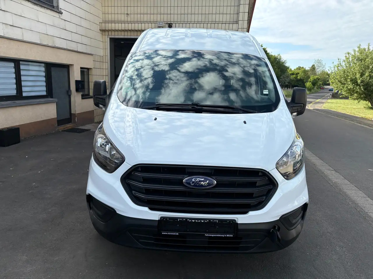 Ford Transit Custom 300 L2 H2 Motorschaden - Furgon: obrázek 2 Ford Transit Custom 300 L2 H2 Motorschaden - Furgon: obrázek 2