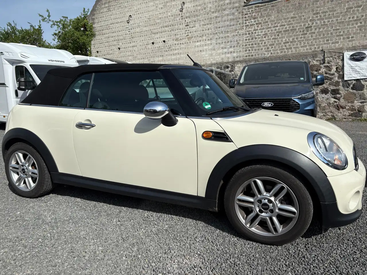 MINI Cooper D Cabrio Cooper D - Osobní auto: obrázek 3 MINI Cooper D Cabrio Cooper D - Osobní auto: obrázek 3