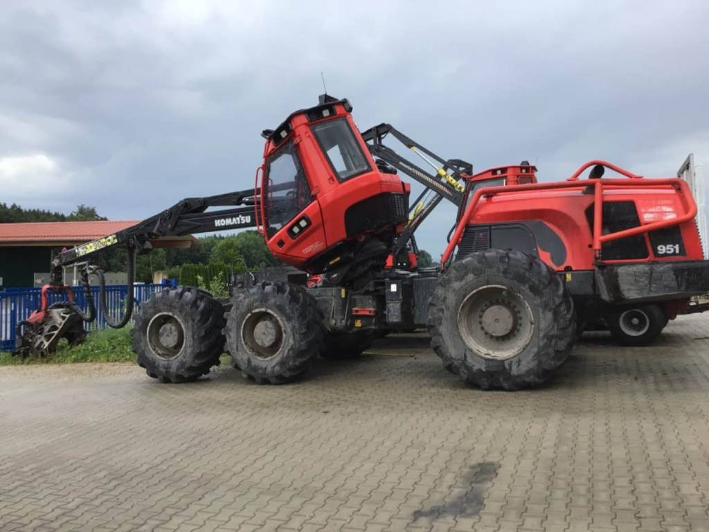 Komatsu 951 - Harvestor: obrázek 3 Komatsu 951 - Harvestor: obrázek 3