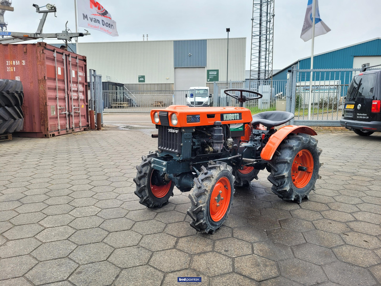 Kubota B6000 4x4 - Malotraktor: obrázek 3 Kubota B6000 4x4 - Malotraktor: obrázek 3