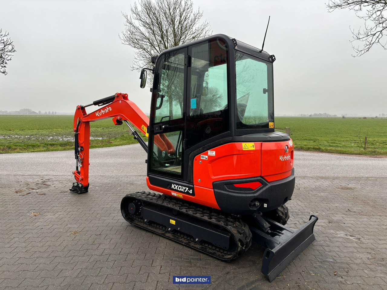 Kubota KX 027 - 4 GL minigraver - Mini rýpadlo: obrázek 1 Kubota KX 027 - 4 GL minigraver - Mini rýpadlo: obrázek 1