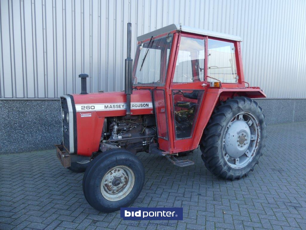 Massey Ferguson 260 with 4226 Hours and powersteering - Traktor: obrázek 1 Massey Ferguson 260 with 4226 Hours and powersteering - Traktor: obrázek 1