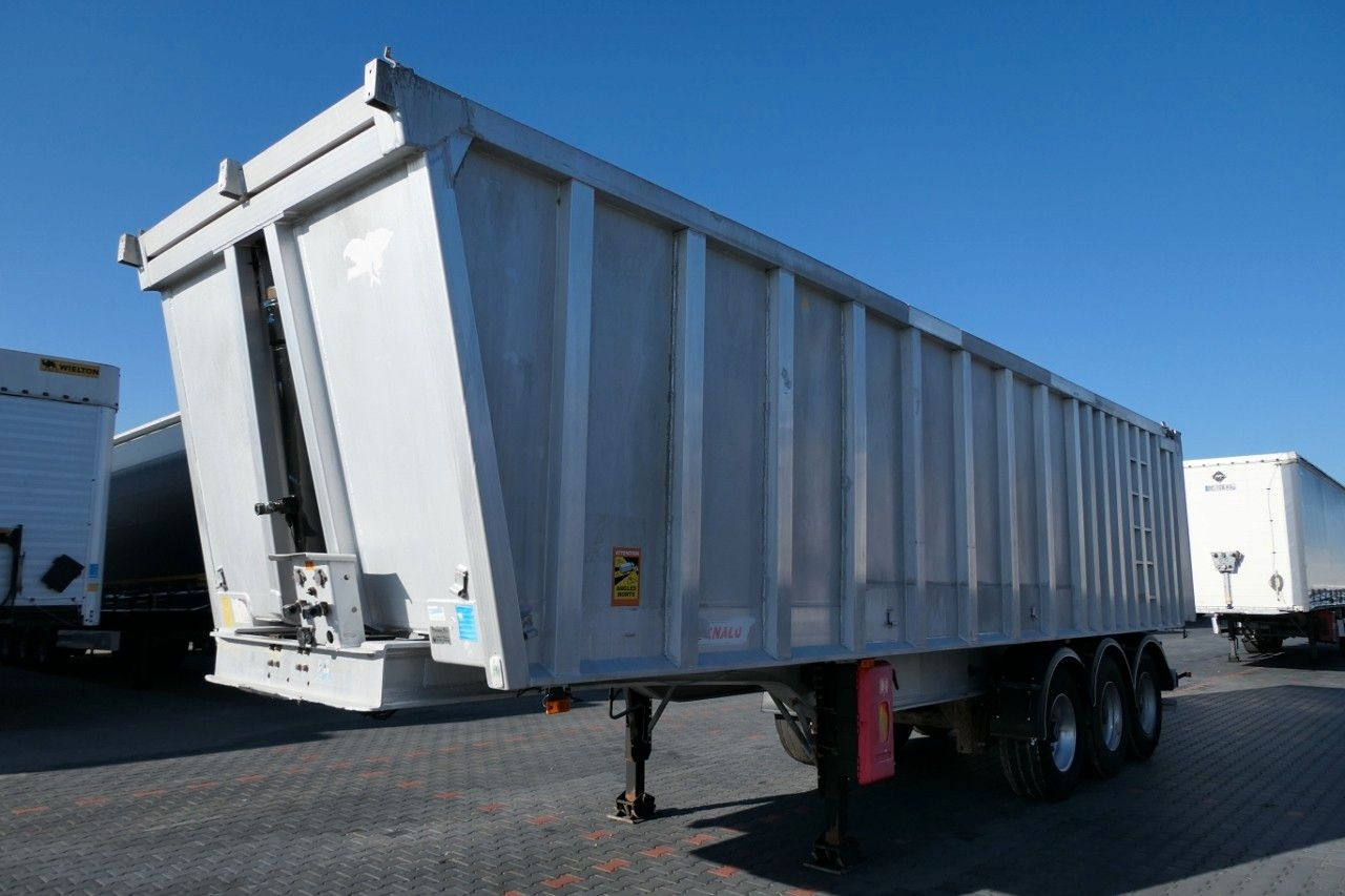 Benalu TIPPER 45 M3/WHOLE ALUMINIUM/5700 KG/FLAP-DOORS - Sklápěcí návěs: obrázek 3 Benalu TIPPER 45 M3/WHOLE ALUMINIUM/5700 KG/FLAP-DOORS - Sklápěcí návěs: obrázek 3