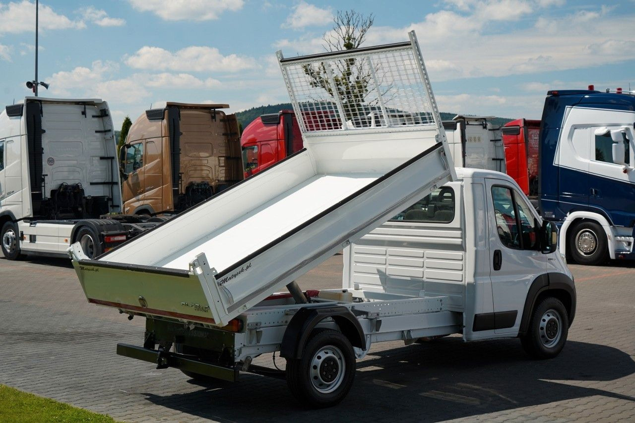 Fiat DUCATO MAXI / 2.3D / WYWROTKA 3,2 M / KLIMA / - Dodávka sklápěč: obrázek 5 Fiat DUCATO MAXI / 2.3D / WYWROTKA 3,2 M / KLIMA / - Dodávka sklápěč: obrázek 5