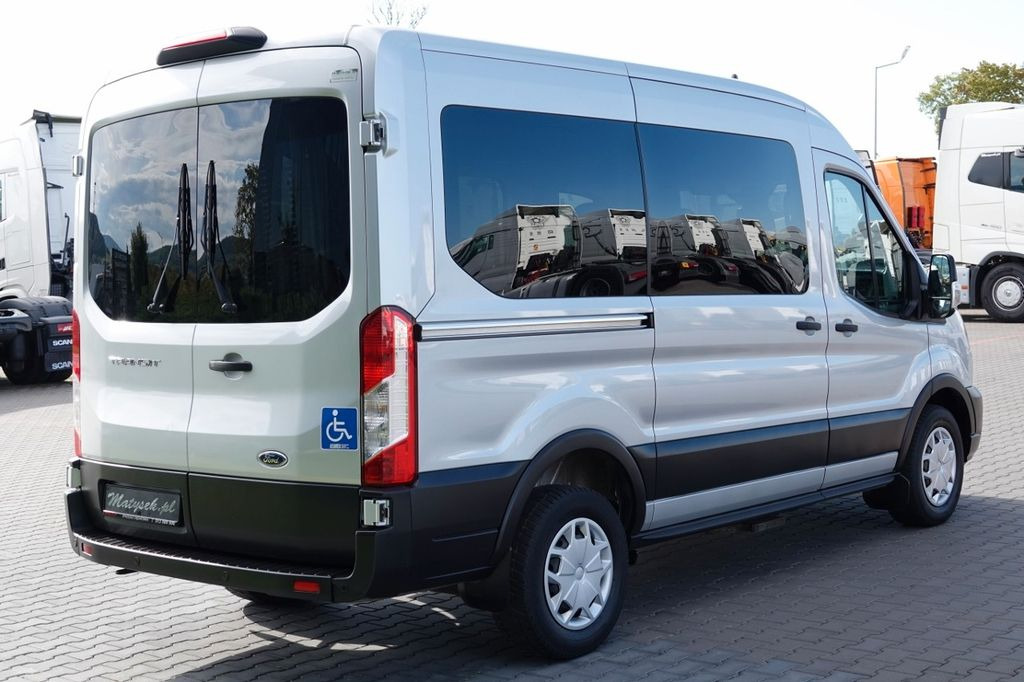 Ford TRANSIT / 6 miejsc + Najazd na wózek / Dla osób - Dodávka s dvojitou kabinou: obrázek 5 Ford TRANSIT / 6 miejsc + Najazd na wózek / Dla osób - Dodávka s dvojitou kabinou: obrázek 5