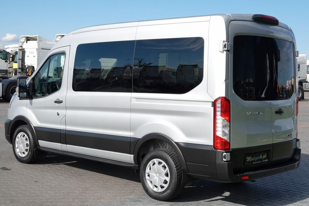 Ford TRANSIT / 6 miejsc + Najazd na wózek / Dla osób - Dodávka s dvojitou kabinou: obrázek 3 Ford TRANSIT / 6 miejsc + Najazd na wózek / Dla osób - Dodávka s dvojitou kabinou: obrázek 3