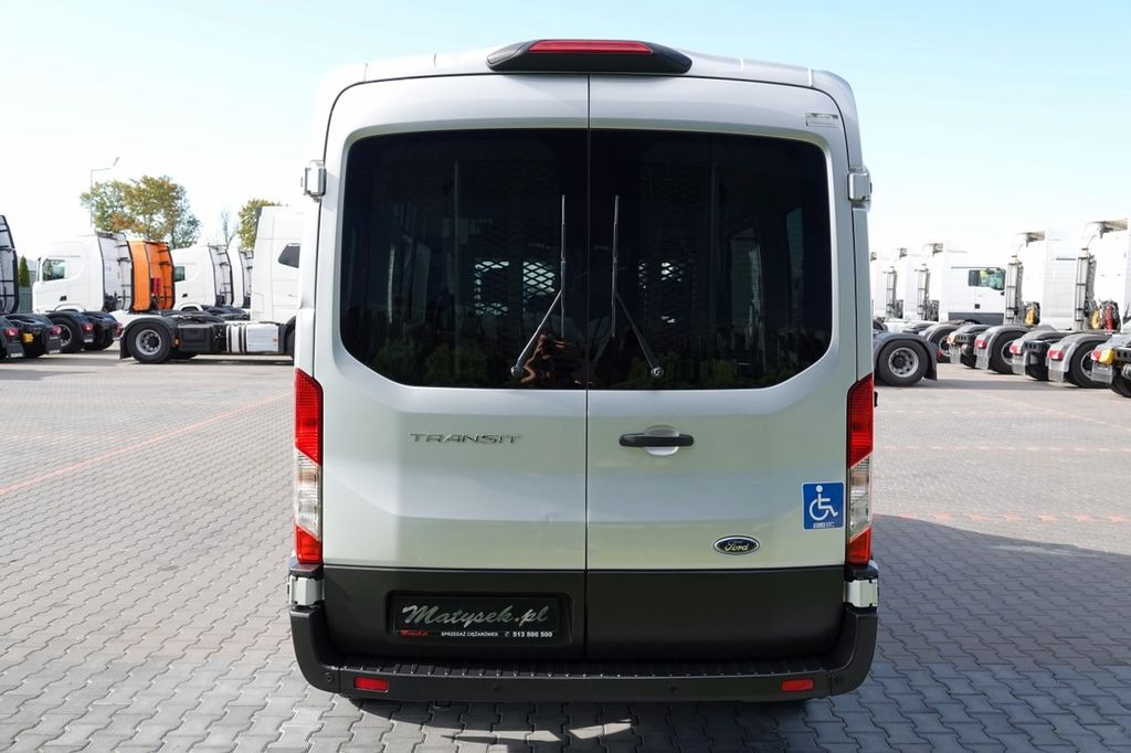 Ford TRANSIT / 6 miejsc + Najazd na wózek / Dla osób - Dodávka s dvojitou kabinou: obrázek 4 Ford TRANSIT / 6 miejsc + Najazd na wózek / Dla osób - Dodávka s dvojitou kabinou: obrázek 4