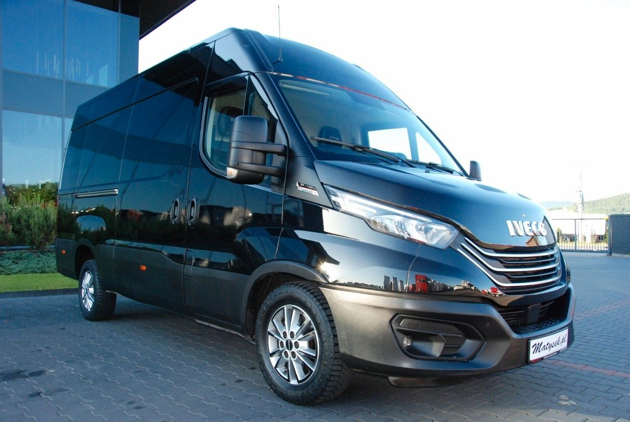 Iveco DAILY 35-180 / BLASZAK / 2022 ROK / HI-MATIC / - Furgon: obrázek 5 Iveco DAILY 35-180 / BLASZAK / 2022 ROK / HI-MATIC / - Furgon: obrázek 5