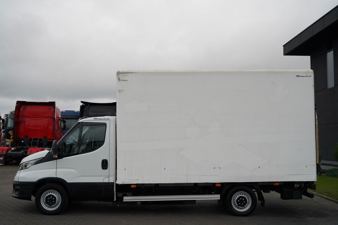 Iveco DAILY 35-NP / CNG / KONTENER / MANUAL / WINDA P - Chladící dodávka: obrázek 5 Iveco DAILY 35-NP / CNG / KONTENER / MANUAL / WINDA P - Chladící dodávka: obrázek 5