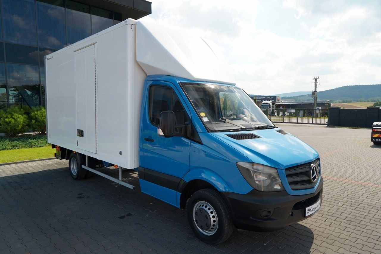 Iveco SPRINTER / KONTENER / BLIŹNIAK / WINDA DHOLLANDI - Chladící dodávka: obrázek 2 Iveco SPRINTER / KONTENER / BLIŹNIAK / WINDA DHOLLANDI - Chladící dodávka: obrázek 2