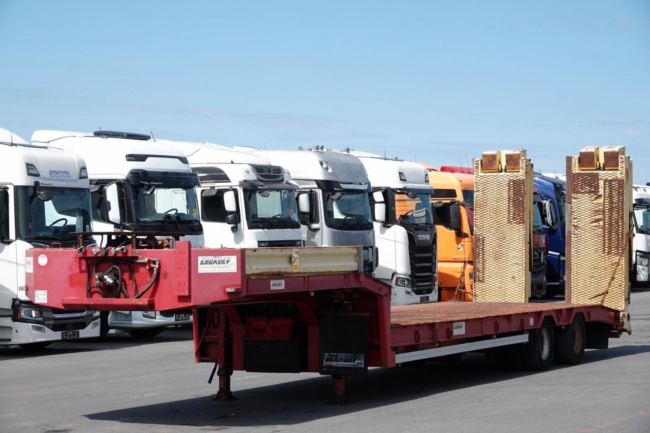 LAWETA NISKOPODWOZIOWA / NAJAZDY HYDRAULICZNE / - Podvalníkový návěs: obrázek 3 LAWETA NISKOPODWOZIOWA / NAJAZDY HYDRAULICZNE / - Podvalníkový návěs: obrázek 3