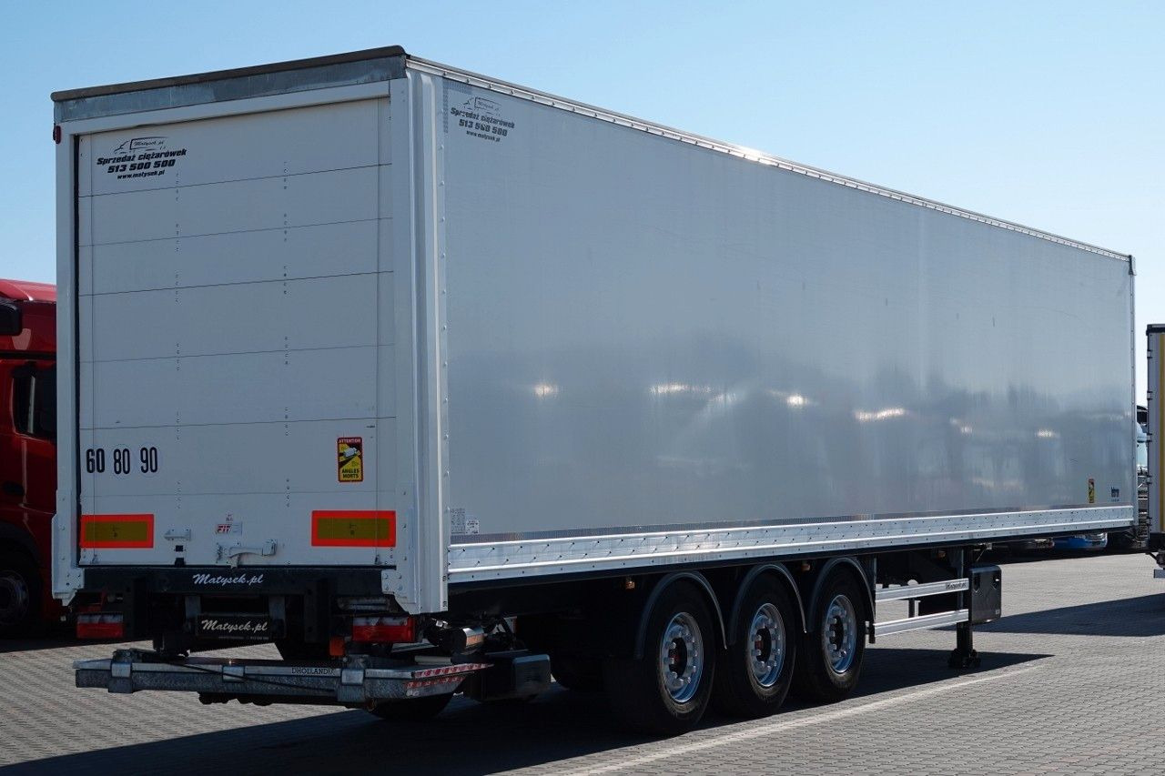 LeciTrailer FIRANKA KONTENER / WINDA DHOLLANDIA / MOCNA PODŁ - Chladírenský návěs: obrázek 4 LeciTrailer FIRANKA KONTENER / WINDA DHOLLANDIA / MOCNA PODŁ - Chladírenský návěs: obrázek 4