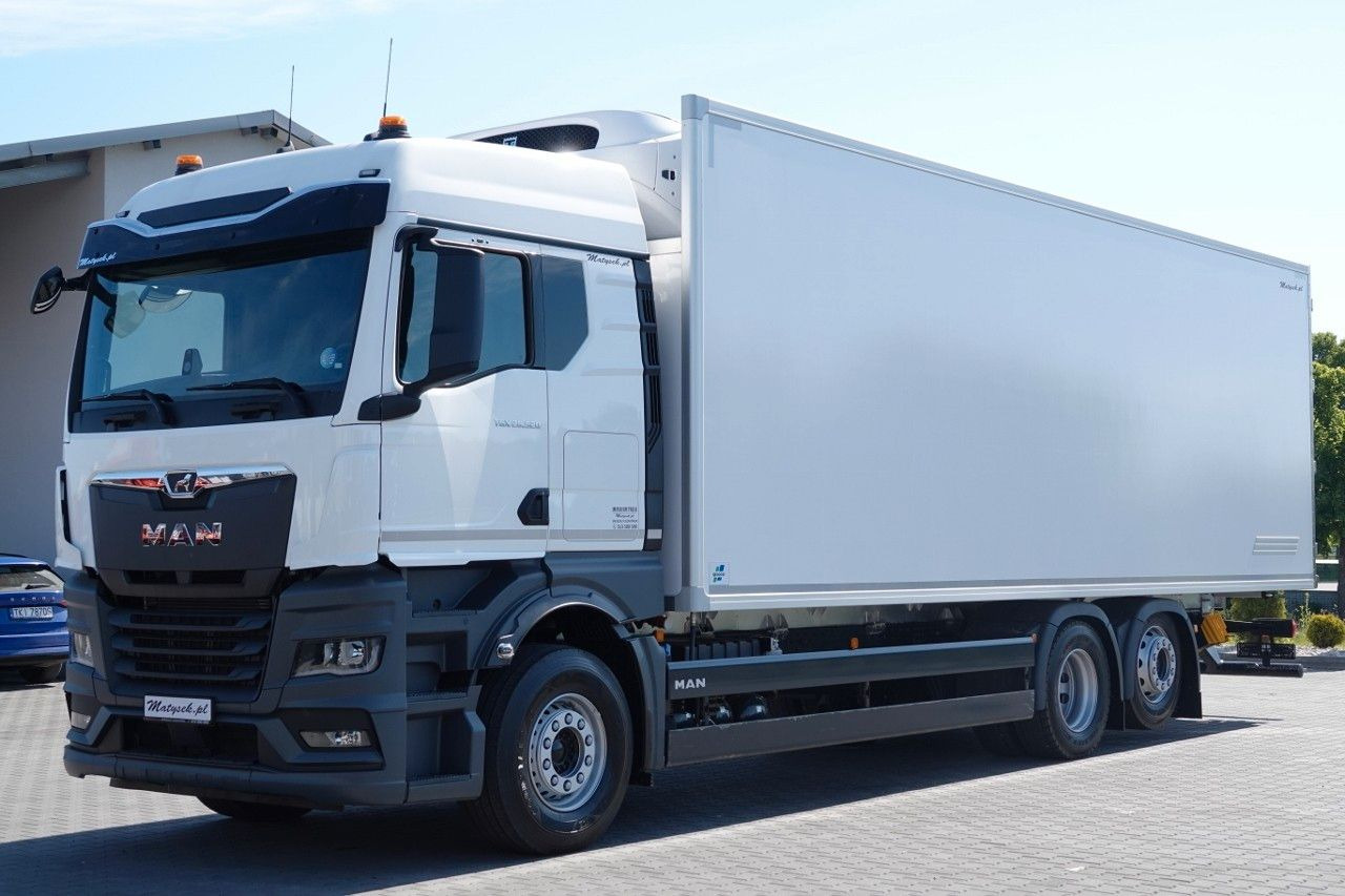 MAN TGX 26.520 / 6x2 / CHŁODNIA -8,6 M / AGREGAT THE - Skříňový nákladní auto: obrázek 2 MAN TGX 26.520 / 6x2 / CHŁODNIA -8,6 M / AGREGAT THE - Skříňový nákladní auto: obrázek 2