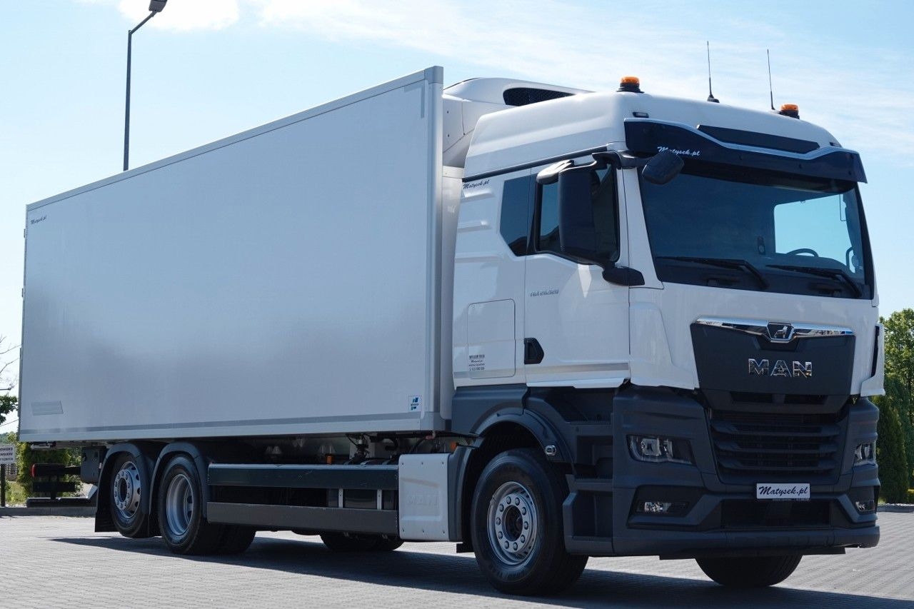 MAN TGX 26.520 / 6x2 / CHŁODNIA -8,6 M / AGREGAT THE - Skříňový nákladní auto: obrázek 1 MAN TGX 26.520 / 6x2 / CHŁODNIA -8,6 M / AGREGAT THE - Skříňový nákladní auto: obrázek 1