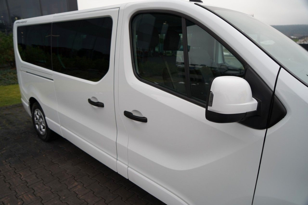 Mikrobus Renault TRAFIC III / BUS / 9 MIEJSC / PIERWSZY WŁAŚCICIE: obrázek 16 Mikrobus Renault TRAFIC III / BUS / 9 MIEJSC / PIERWSZY WŁAŚCICIE: obrázek 16