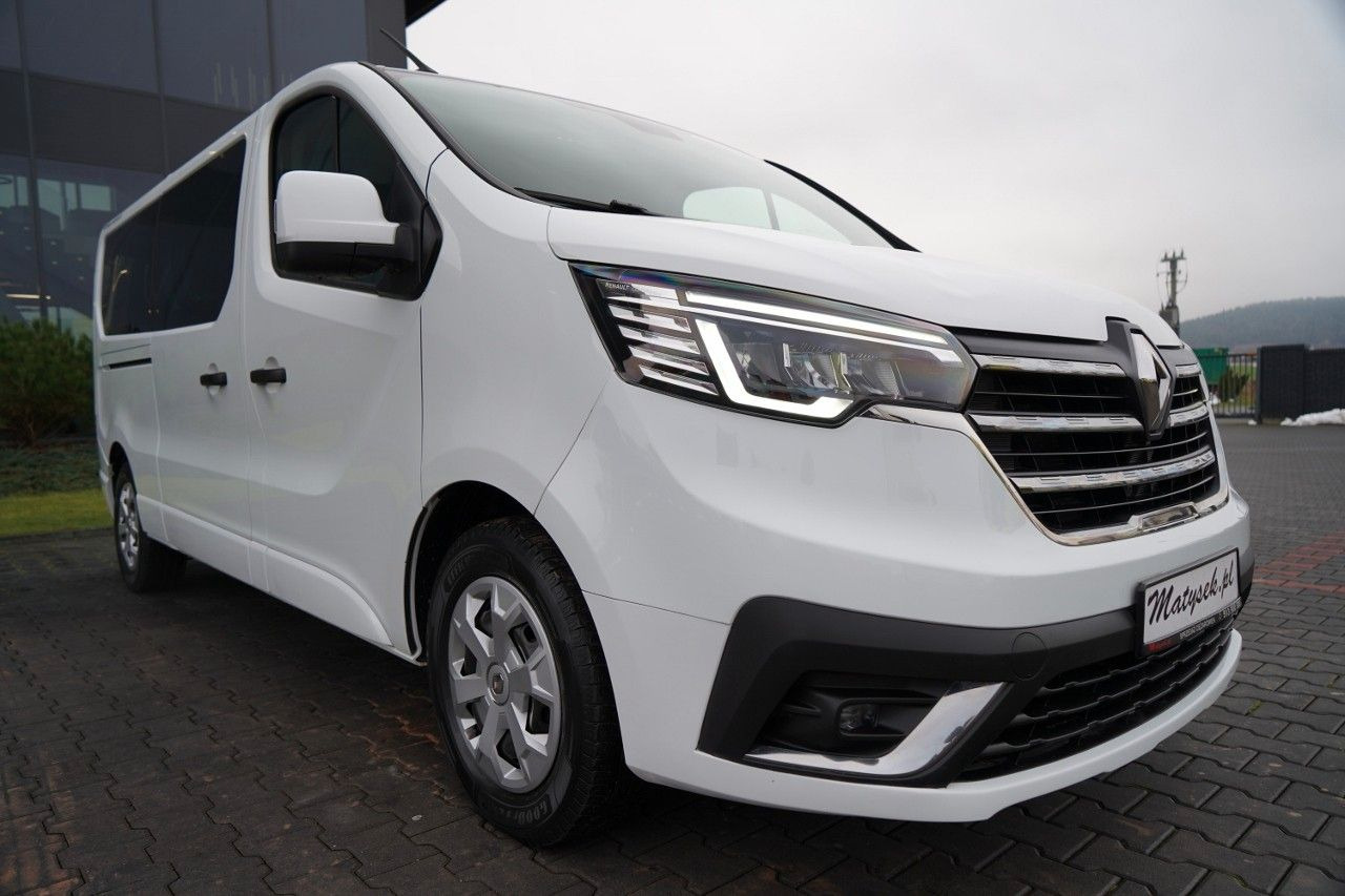 Mikrobus Renault TRAFIC III / BUS / 9 MIEJSC / PIERWSZY WŁAŚCICIE: obrázek 10 Mikrobus Renault TRAFIC III / BUS / 9 MIEJSC / PIERWSZY WŁAŚCICIE: obrázek 10