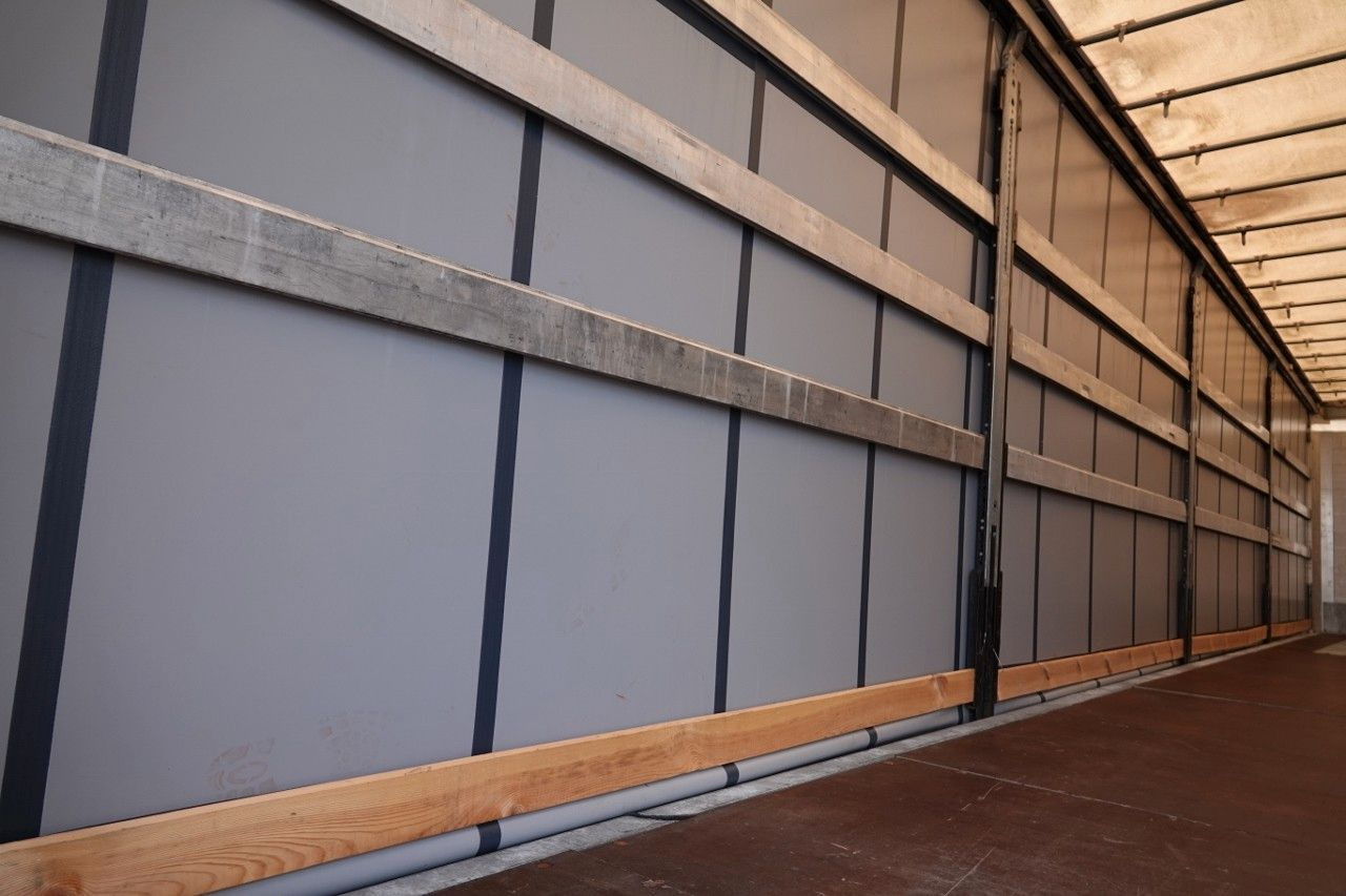 Plachtový návěs Schmitz Cargobull FIRANKA / STANDARD /  OŚ PODNOSZONA / KOSZ NA PA: obrázek 12