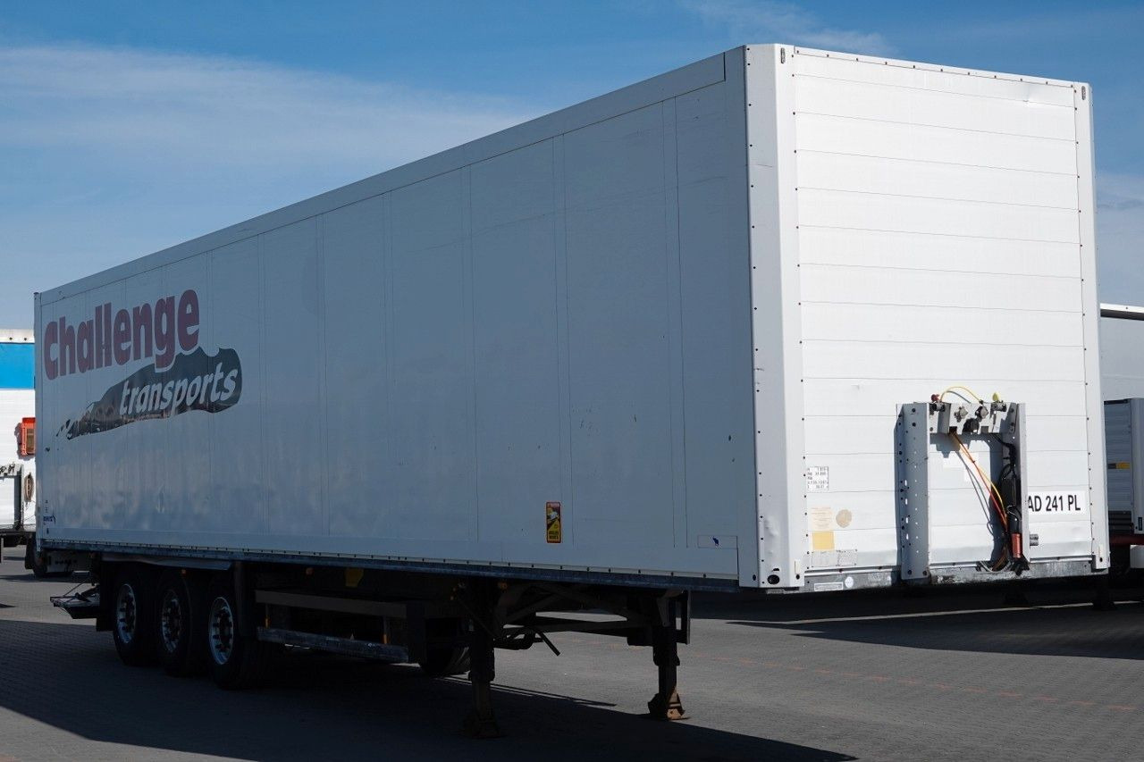 Schmitz Cargobull KONTENER KOFFER / WINDA MBB / SAF / SPROWADZONA - Chladírenský návěs: obrázek 1 Schmitz Cargobull KONTENER KOFFER / WINDA MBB / SAF / SPROWADZONA - Chladírenský návěs: obrázek 1
